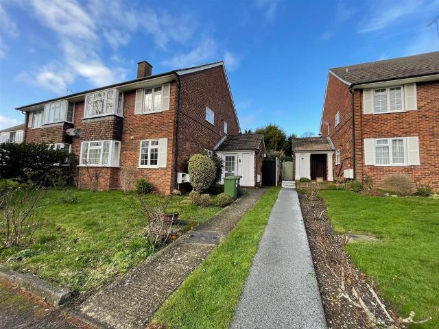 Flat for sale in Potters Bar, Isle Of Man