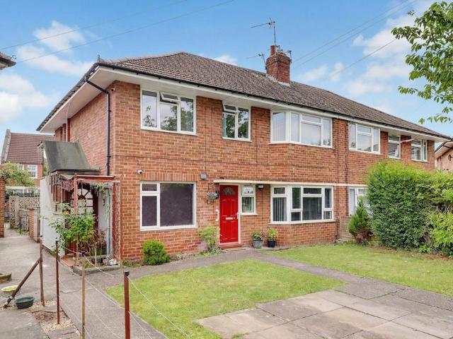 Flat for sale in Barton In Fabis, East Midlands