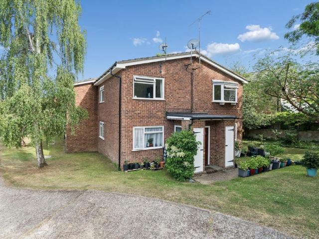 Flat for sale in Maidenhead