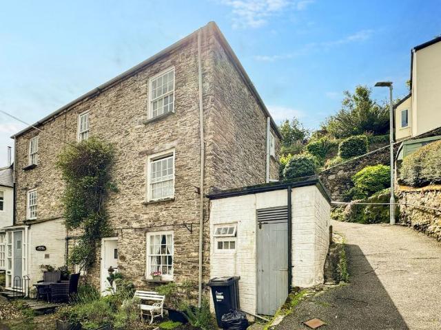 Flat for sale in Plaidy, Looe