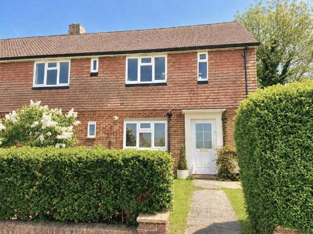 Flat for sale in Five Acres, Hertfordshire