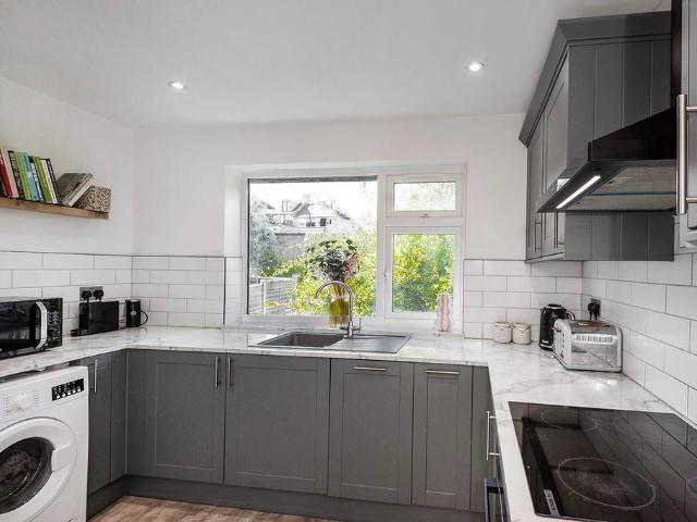 Flat for sale in Bexley, Greater London