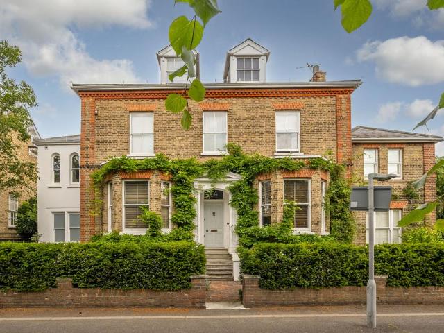 Flat for sale in London Borough of Merton, Greater London