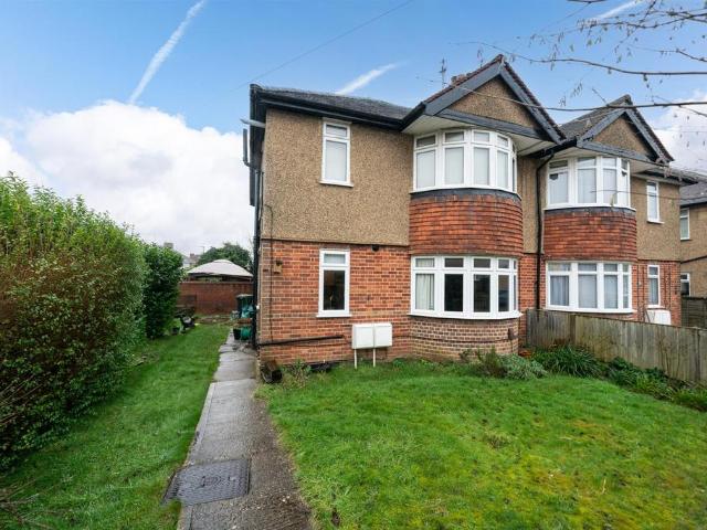 Flat for sale in Croxley Green, Croxley Green