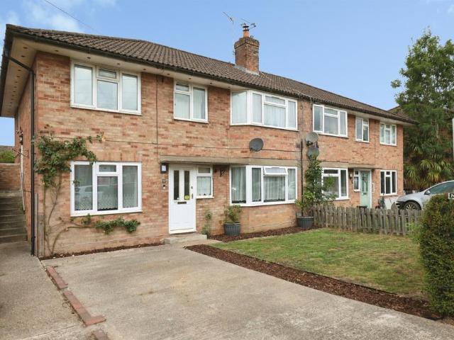 Flat for sale in Chesham, Asheridge