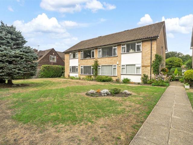 Flat for sale in Chislehurst, Greater London