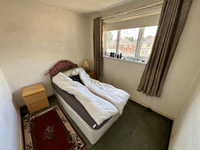 Flat for sale in Bloxwich, West Midlands