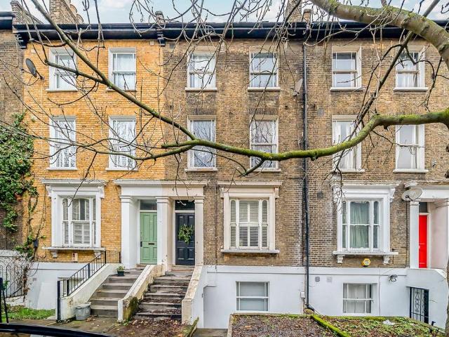 Flat for sale in London Borough of Lewisham, Greater London