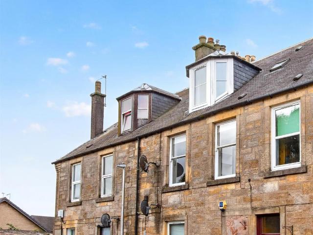 Flat for sale in Cambuskenneth, Scotland