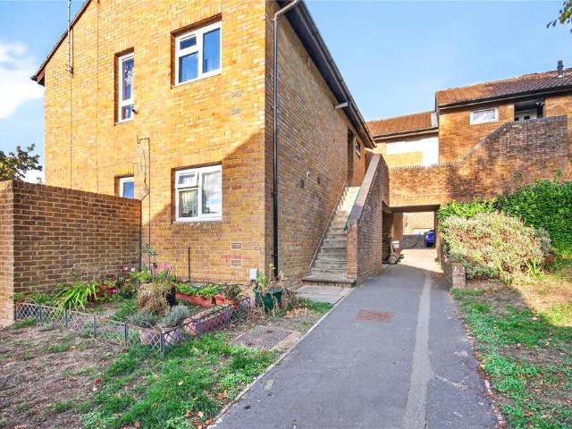 Flat for sale in Birch Hill, Bracknell