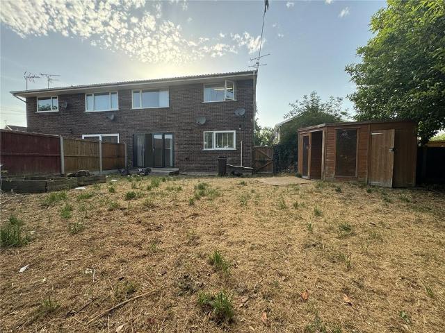 Flat for sale in Broughton, Wales