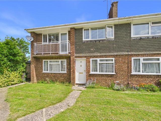 Flat for sale in Priest Down, Hampshire