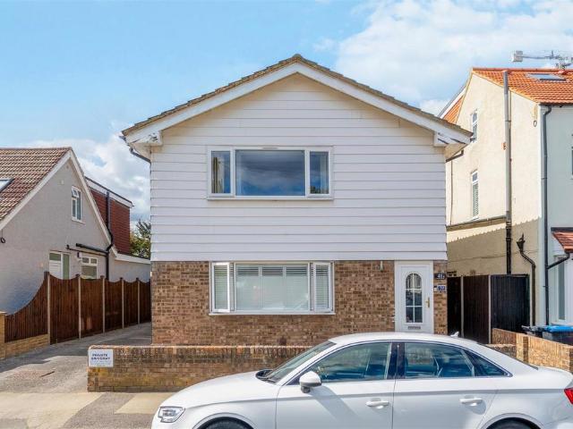 Flat for sale in London Borough of Merton, Greater London