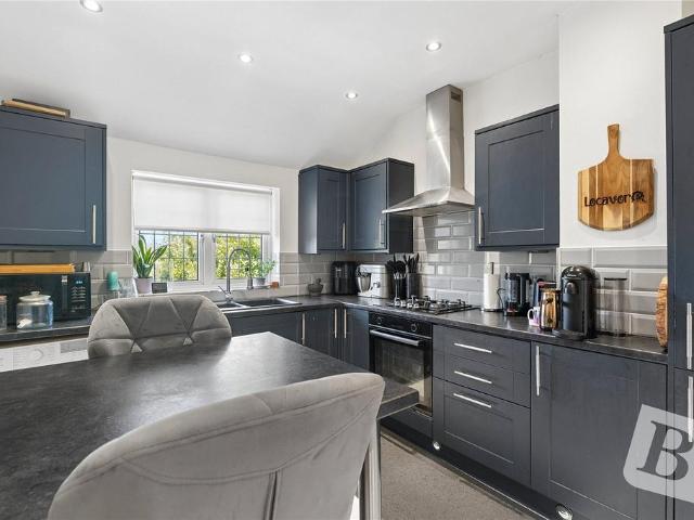Flat for sale in Greater London