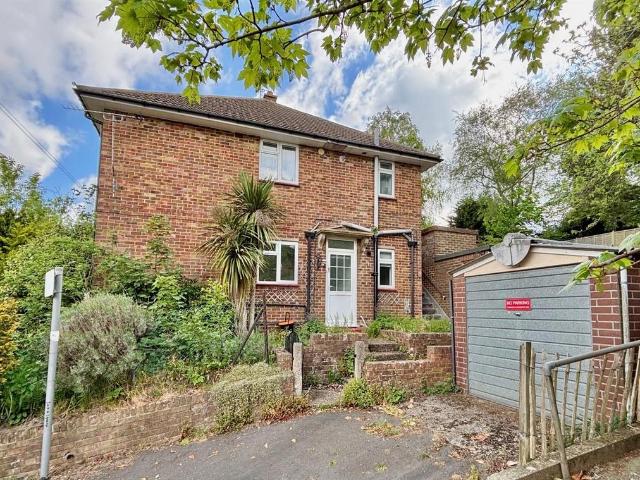 Flat for sale in Sevenoaks, The Butts