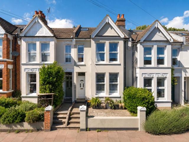 Flat for sale in Brighton & Hove