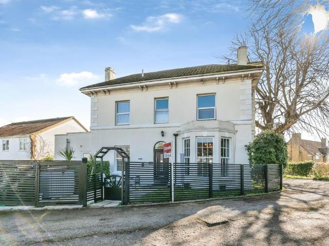 Flat for sale in Barrs Court, Cadbury Heath
