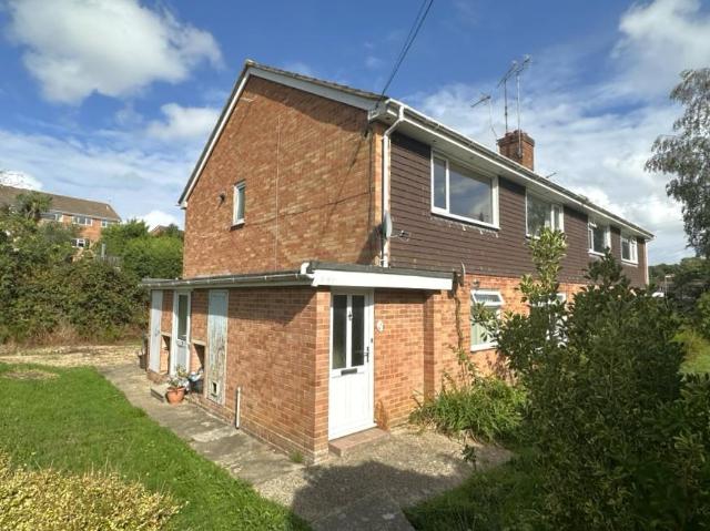 Flat for sale in Hollybank, New Forest
