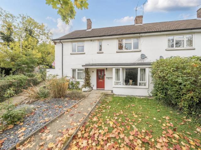 Flat for sale in St Albans, Five Acres