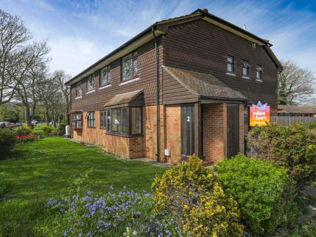 Flat for sale in Birchington, Acol