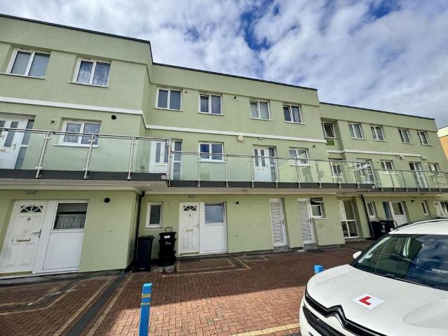 Flat for sale in Town, Merthyr