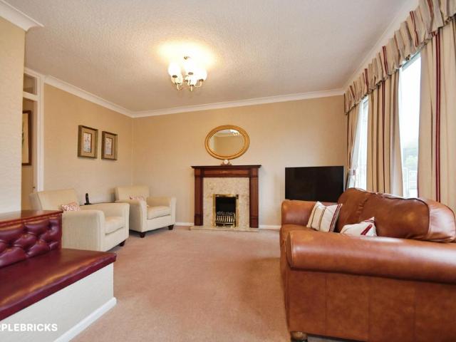 Flat for sale in Gleadless Valley, Sheffield