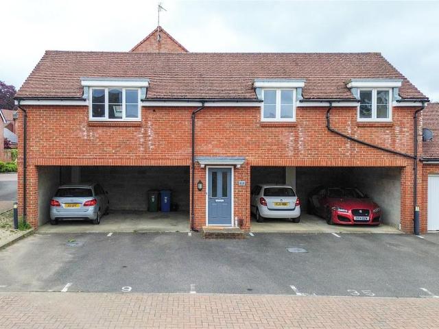 Flat for sale in Bracknell