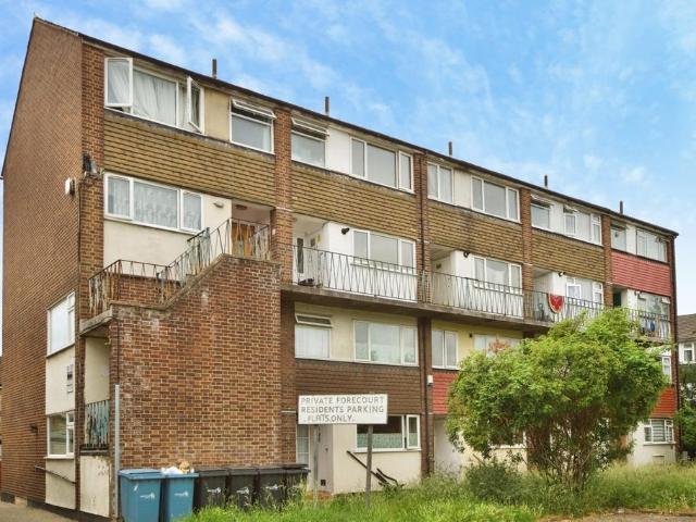 Flat for sale in London Borough of Enfield, Greater London
