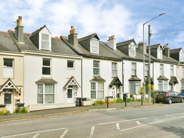 Flat for sale in Saltmill, Saltash