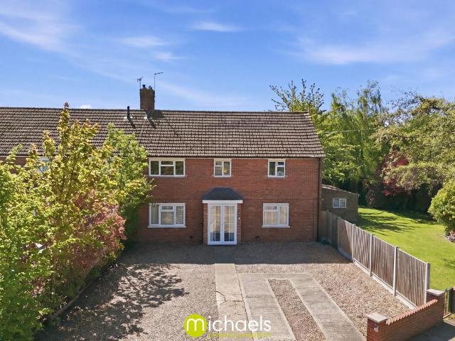 Flat for sale in Fordham Heath, Essex