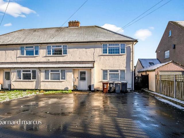 Flat for sale in Hillview, Surrey