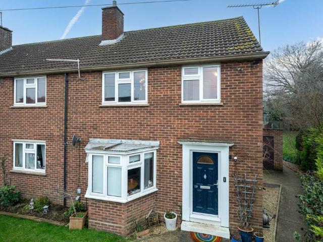 Flat for sale in Five Acres, Hertfordshire
