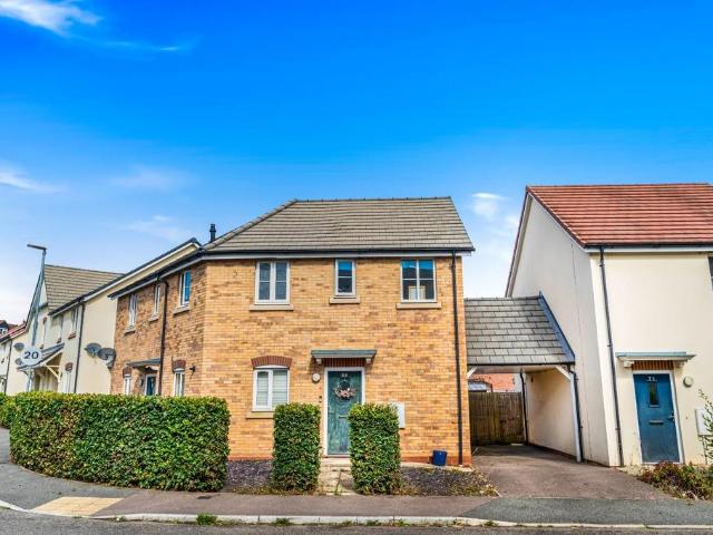 Flat for sale in Flitch Green, Uttlesford
