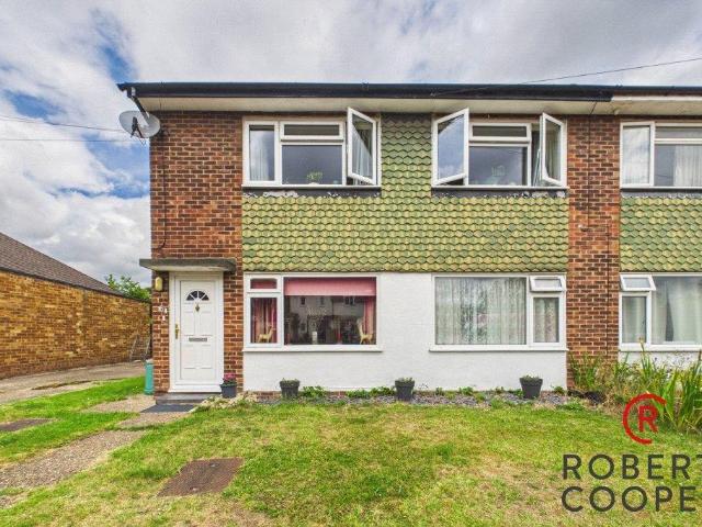 Flat for sale in Greater London