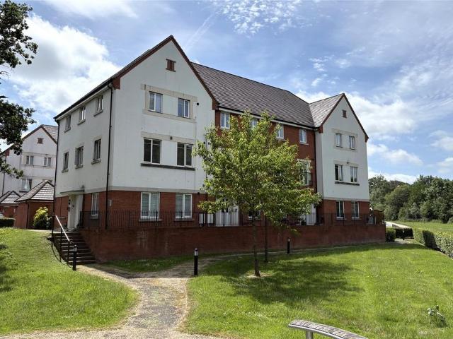 Flat for sale in Glynde, West Sussex