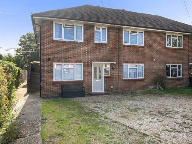 Flat for sale in Chawton, East Hampshire