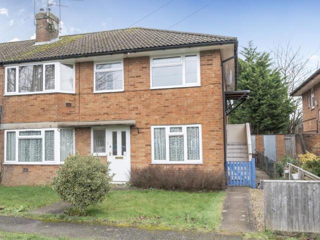 Flat for sale in Chesham, Asheridge