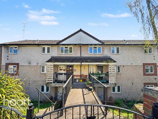 Flat for sale in St Ann's, Haddon