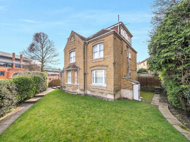 Flat for sale in Guildford Park, Westborough