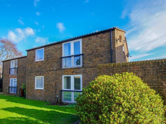 Flat for sale in Chichester, Littlecote