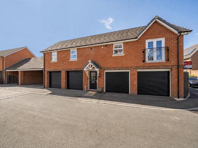 Flat for sale in Speen