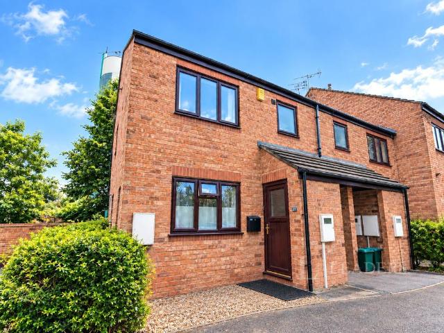Flat for sale in Cathedral Quarter, Derby