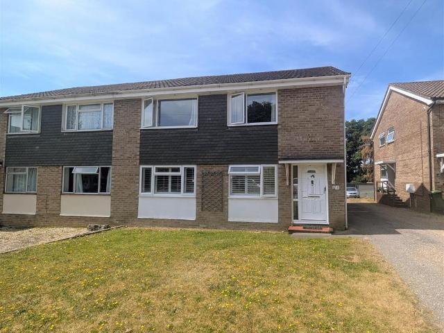 Flat for sale in Fair Oak and Horton Heath, Helford