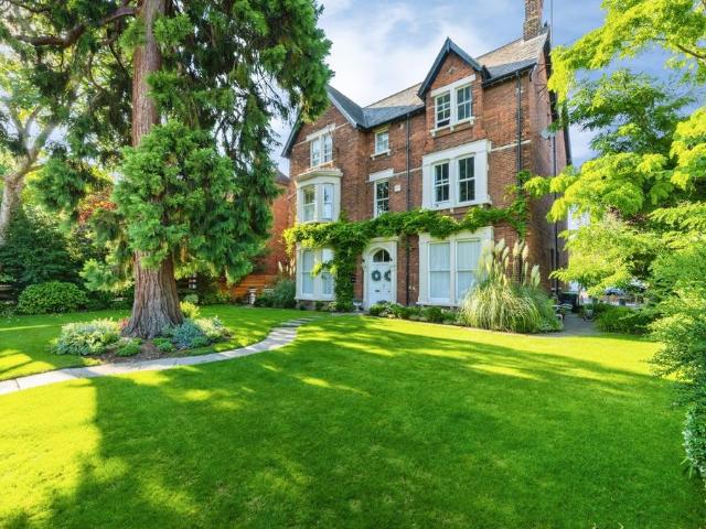Flat for sale in Harpur, Bedford