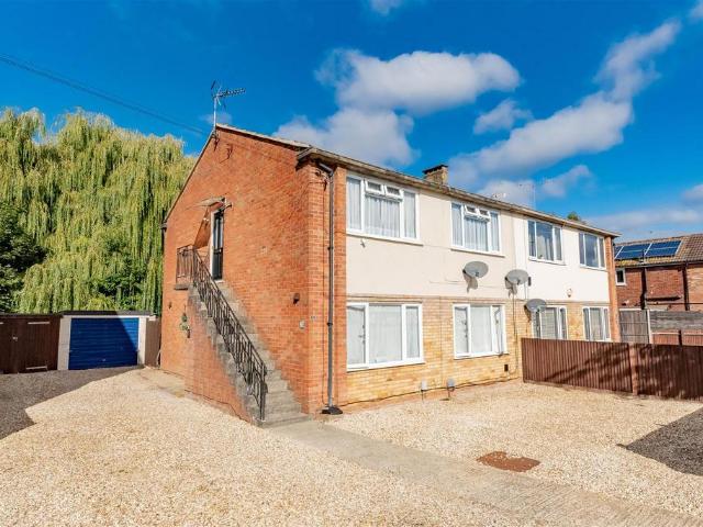 Flat for sale in Farnborough, Hampshire