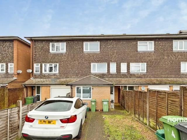 Flat for sale in Priest Down, Hampshire