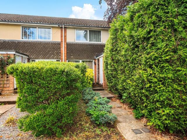 Flat for sale in Fishery, Maidenhead
