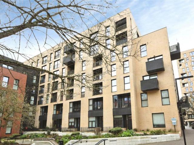 Flat for sale in Moulsham, Chelmsford