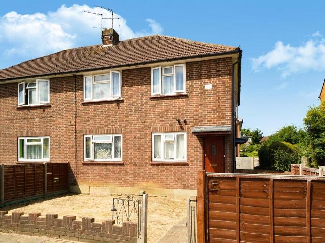 Flat for sale in Sudbury, North Wembley