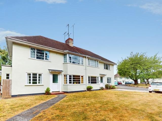 Flat for sale in Golden Valley, Gloucestershire
